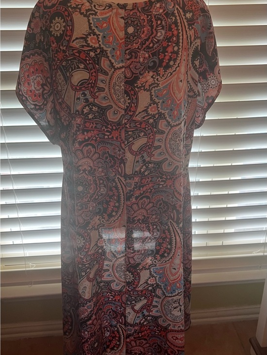 Chacha Vente Tops - Women's Paisley Print Tunic Top in Coral and Black